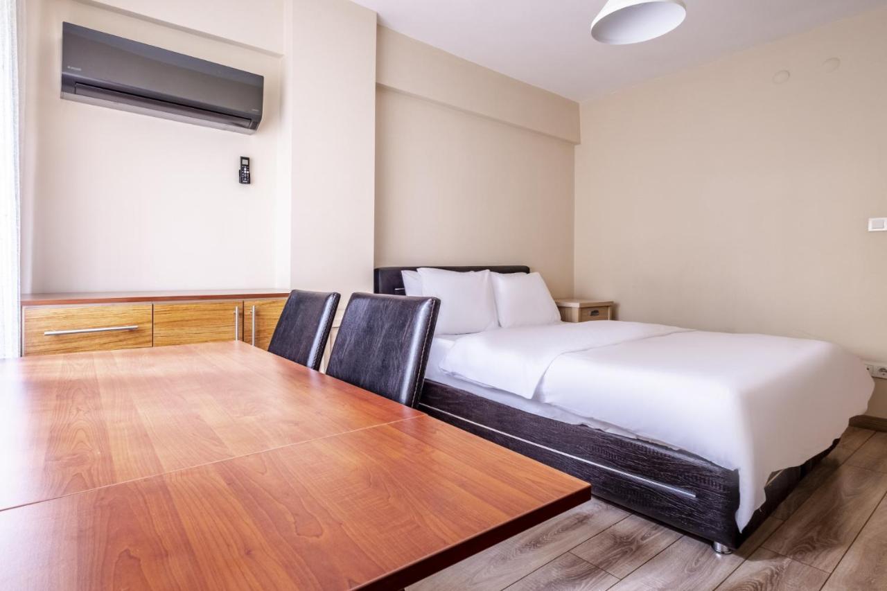 Flat With Sea View Near Uskudar Ferry Station Apartment Istanbul Exterior photo